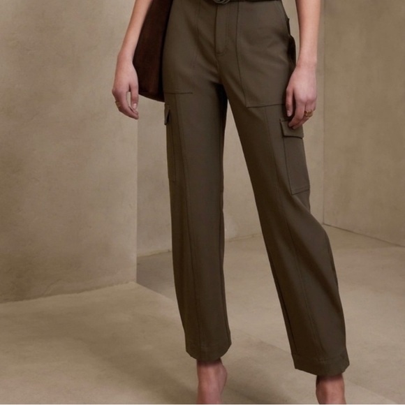 Pants - Women's Olive Cargo Pants